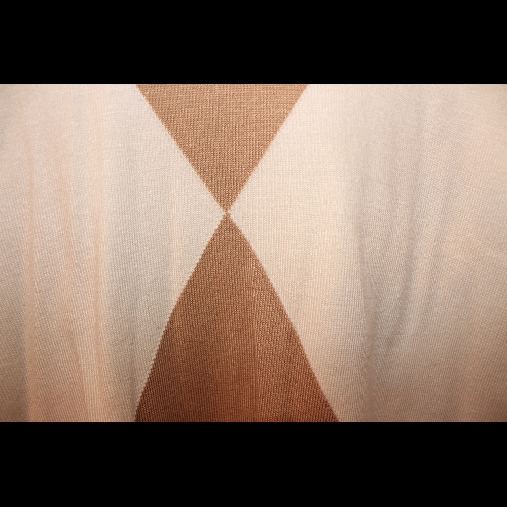 (NEW/NO TAGS) Van Heusen Tan & White Sweater - Picture 3 of 5